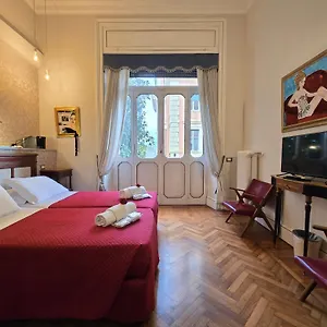 ** Gasthuis Domus Monami Luxury Italië
